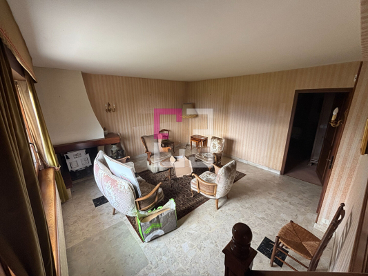 
Maison Rougeries 11 pièce(s) 202 m2
