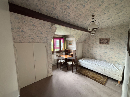 
Maison Rougeries 11 pièce(s) 202 m2
