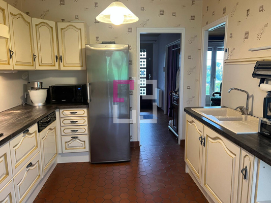 
Maison Vervins 6 pièce(s) 134 m2
