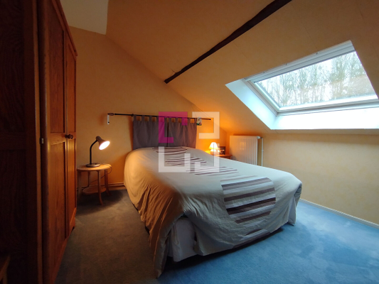 
Maison individuelle ASSIS SUR SERRE 7 pièces 165 m²
