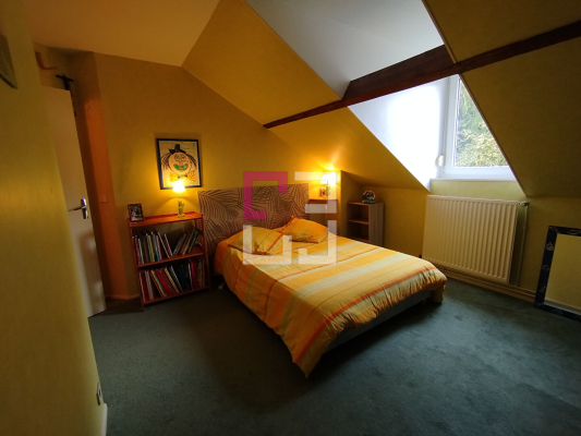 
Maison individuelle ASSIS SUR SERRE 7 pièces 165 m²
