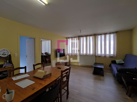 
Local commercial Sante Bohain En Vermandois 12 pièce(s) 364 m2
