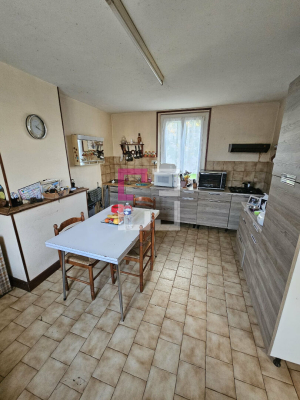 
Maison Ribemont 4 pièce(s) 122 m2
