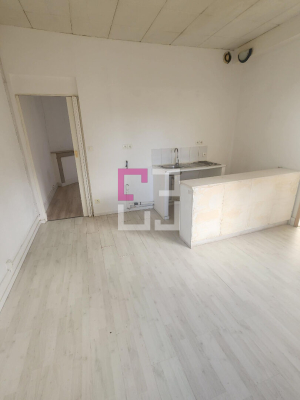 
Appartement en centre ville de CHAUNY
