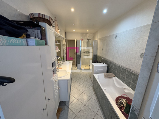 
Maison Chevresis Monceau 6 pièce(s) 175 m2
