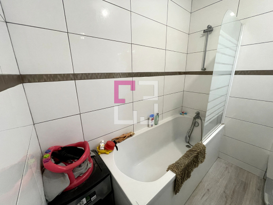 
Immeuble composé de 2 Maisons louées Guise
