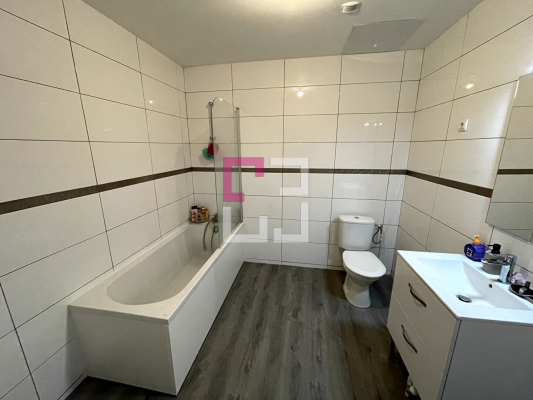 
Immeuble composé de 2 Maisons louées Guise
