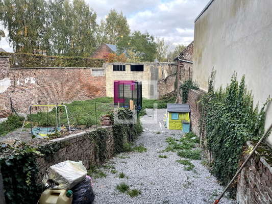 
Immeuble composé de 2 Maisons louées Guise
