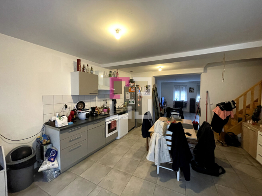 
Immeuble composé de 2 Maisons louées Guise
