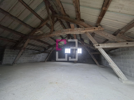 
Grange La Bouteille 2 pièce(s) 150 m2
