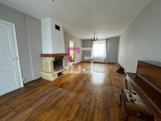 
Maison Hombleux 6 pièce(s) 138 m2
