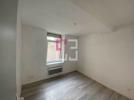 
Immeuble de rapport rénové de 4 appartements- Centre Ville
