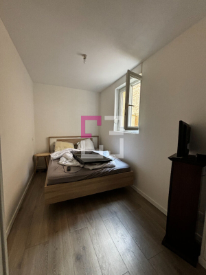 
Immeuble de rapport rénové de 6 appartements- 8 garages Centre Ville

