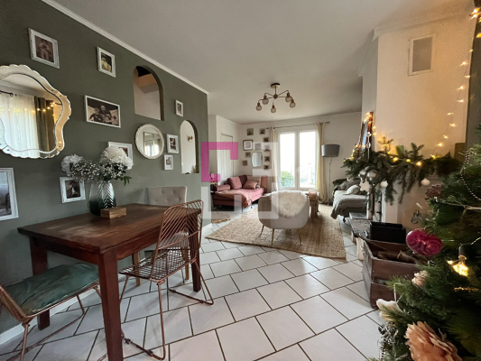 
Maison Bourguignon Sous Coucy 7 pièce(s) 148 m2
