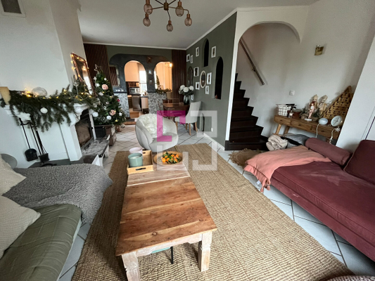 
Maison Bourguignon Sous Coucy 7 pièce(s) 148 m2
