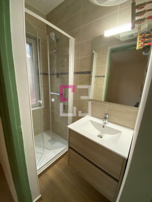 
Studio centre ville CHAUNY
