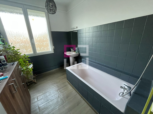 
Maison Tergnier 6 pièce(s) 135 m2
