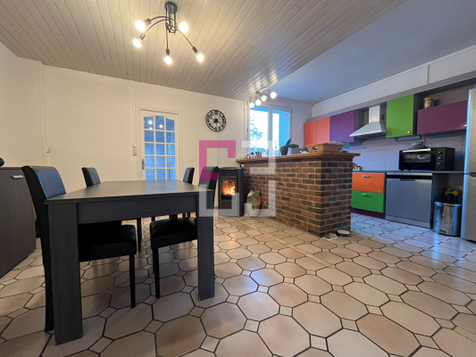 
Maison Tergnier 6 pièce(s) 135 m2
