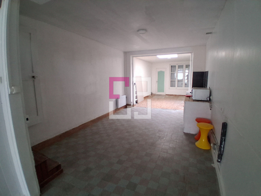 
Local commercial Montcornet 8 pièce(s) 155 m2
