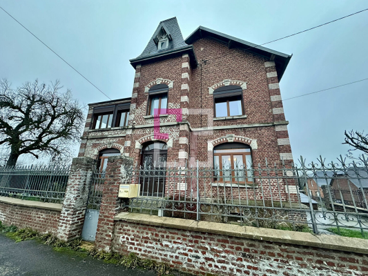 
Maison Flavy-le-Martel 7 pièces 183m2
