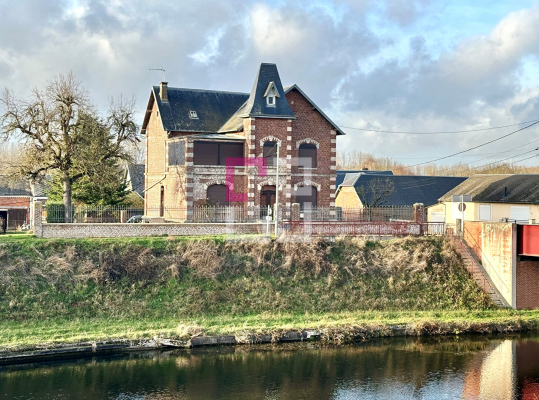 
Maison Flavy-le-Martel 7 pièces 183m2
