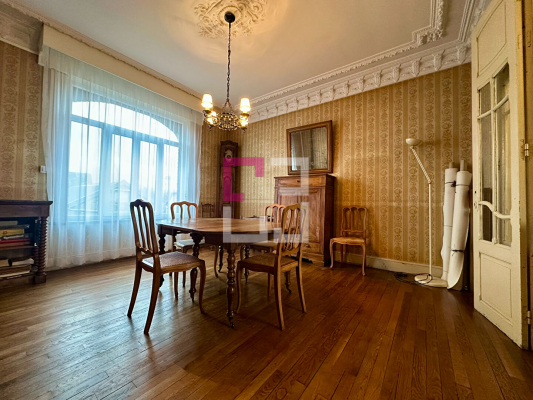 
Maison Flavy-le-Martel 7 pièces 183m2
