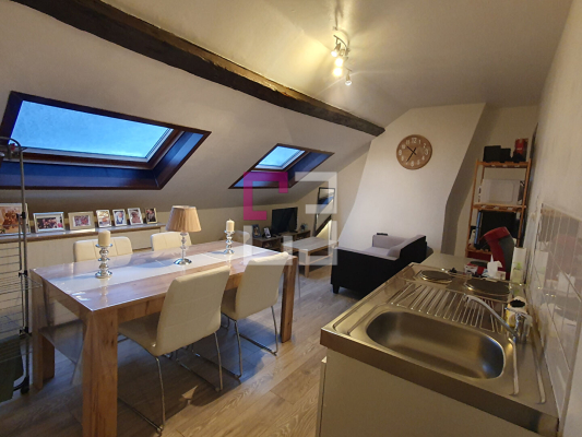 
Immeuble Saint Quentin 8 pièce(s) 138 m2
