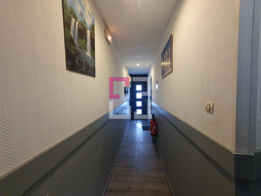 
Immeuble Saint Quentin 8 pièce(s) 138 m2
