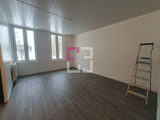 
Immeuble Saint Quentin 8 pièce(s) 138 m2
