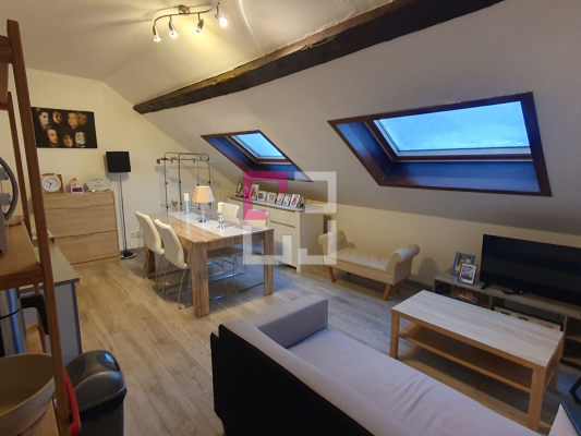 
Immeuble Saint Quentin 8 pièce(s) 138 m2
