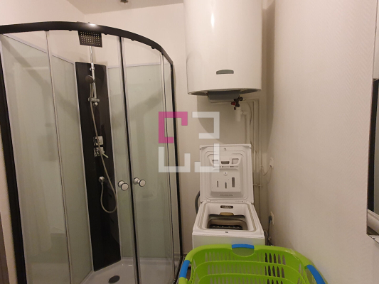 
Immeuble Saint Quentin 8 pièce(s) 138 m2
