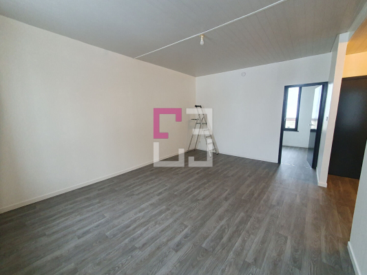 
Immeuble Saint Quentin 8 pièce(s) 138 m2
