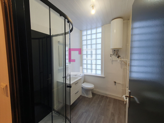 
Immeuble Saint Quentin 8 pièce(s) 138 m2
