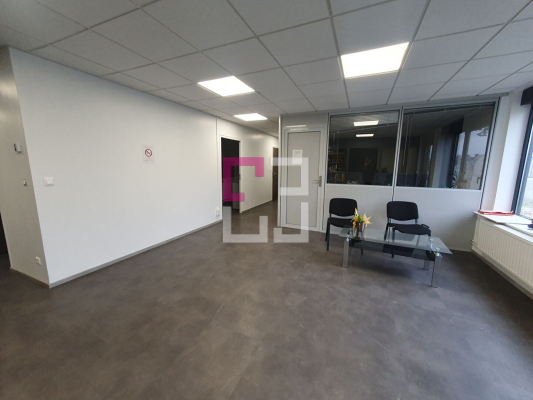 
Local commercial Saint Quentin 7 pièce(s) 1172 m2
