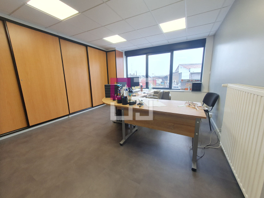 
Local commercial Saint Quentin 7 pièce(s) 1172 m2
