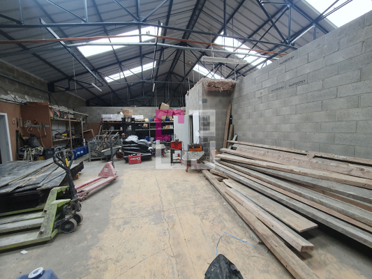 
Local commercial Saint Quentin 7 pièce(s) 1172 m2
