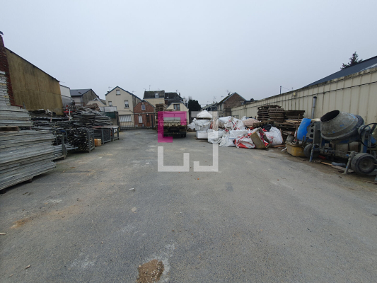 
Local commercial Saint Quentin 7 pièce(s) 1172 m2
