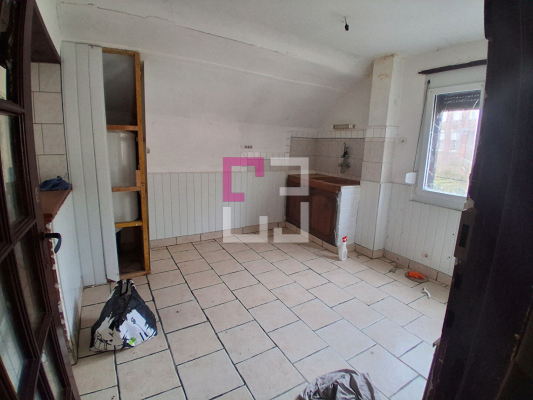 
Immeuble Vervins 6 pièce(s) 207.66 m2
