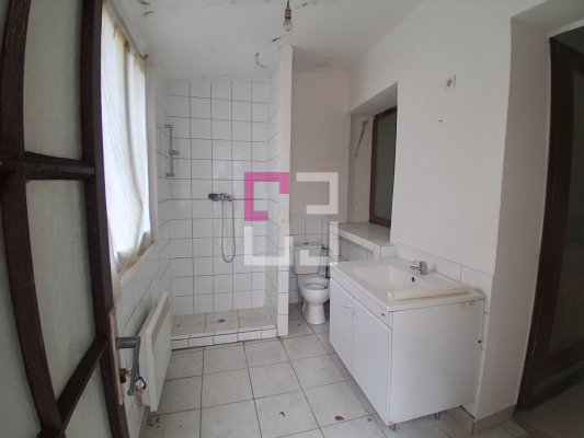 
Immeuble Vervins 6 pièce(s) 207.66 m2
