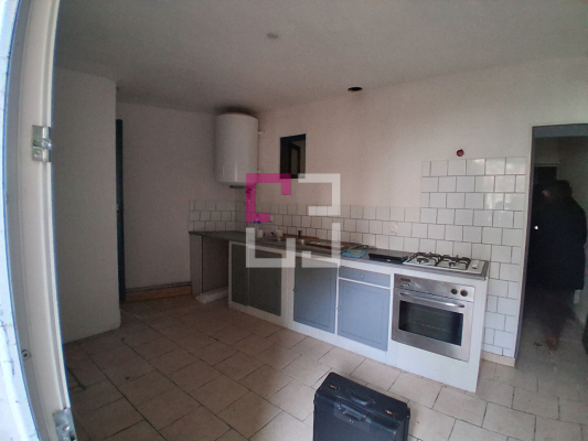 
Immeuble Vervins 6 pièce(s) 207.66 m2
