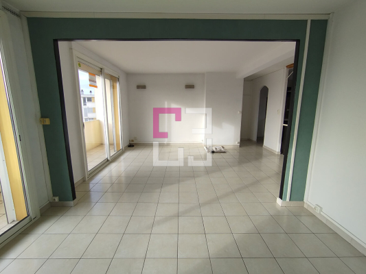 
Appartement SAINT-QUENTIN 4 pièces 67 m²
