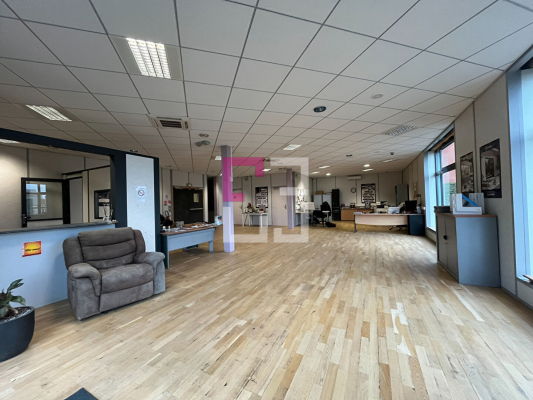 
Local commercial Chauny 514 m2
