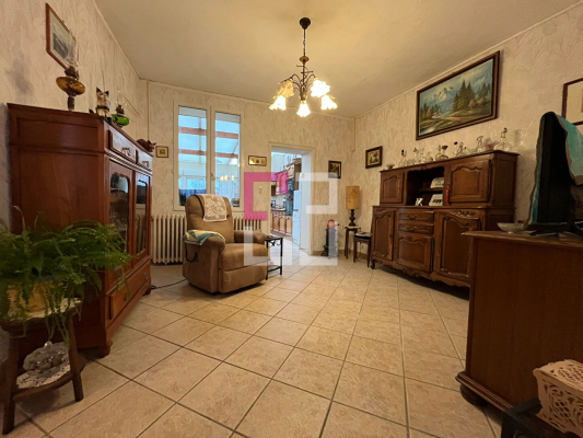 
Maison Tergnier 6 pièce(s) 140 m2
