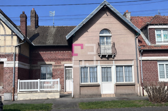 
Maison Tergnier 6 pièce(s) 140 m2
