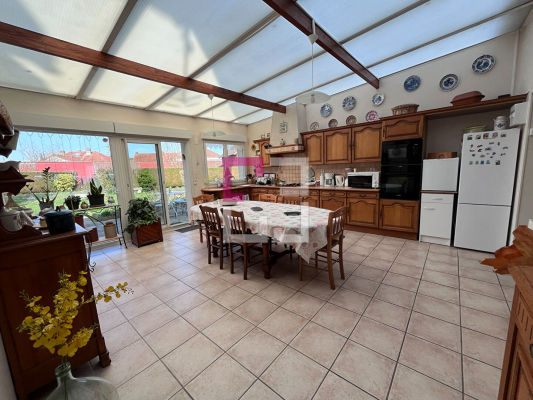 
Maison Tergnier 6 pièce(s) 140 m2
