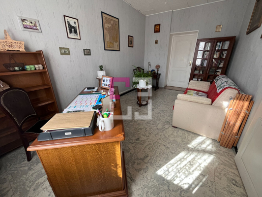 
Maison Tergnier 6 pièce(s) 140 m2
