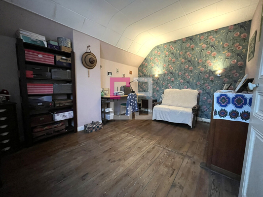 
Maison Tergnier 6 pièce(s) 140 m2
