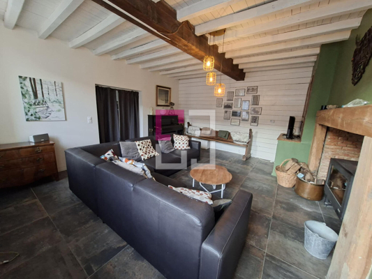 
Maison Cilly 7 pièce(s) 195 m2
