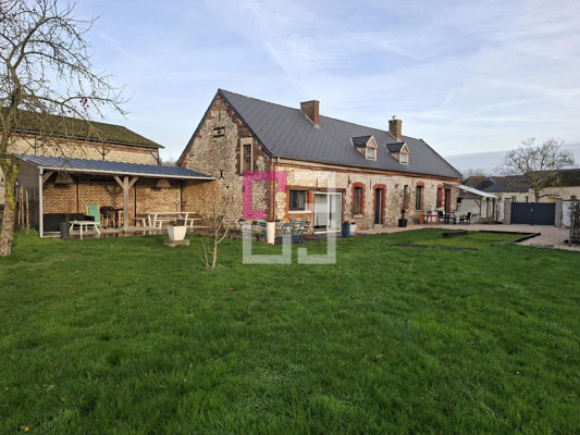 
Maison Cilly 7 pièce(s) 195 m2
