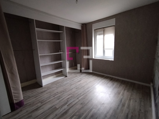 
Maison SERAUCOURT-LE-GRAND 8 pièces 181 m²
